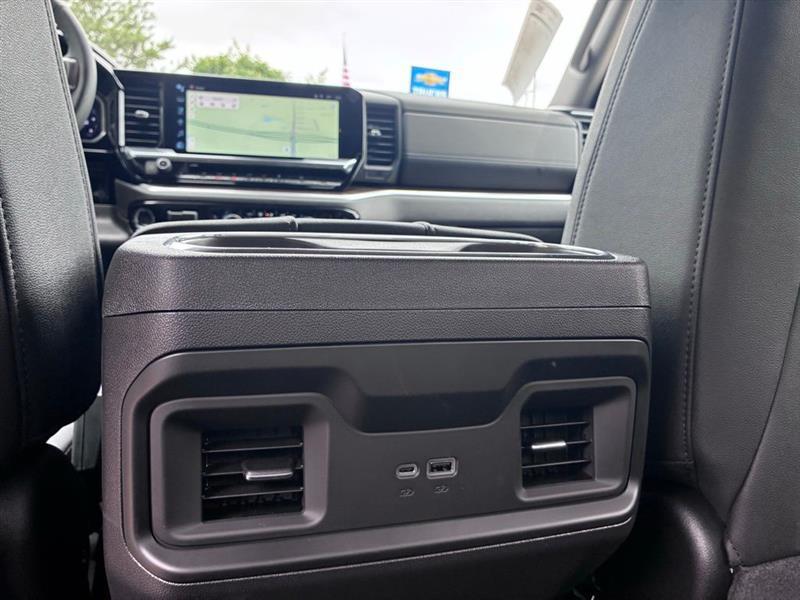 Chevrolet Silverado 1500 Trail Boss LT Crew Cab 4WD 2026