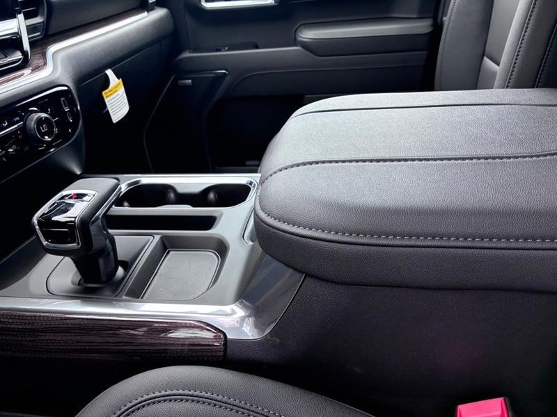 Chevrolet Silverado 1500 Trail Boss LT Crew Cab 4WD 2026