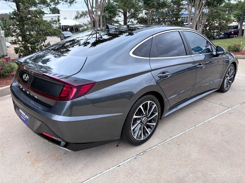 Hyundai Sonata Limited 2022