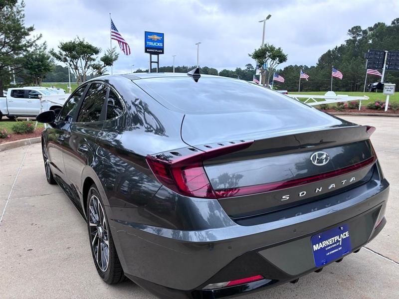 Hyundai Sonata Limited 2022