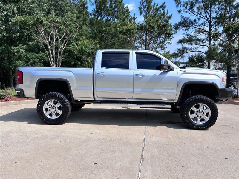 GMC Sierra 2500HD SLT Crew Cab 4WD 2015