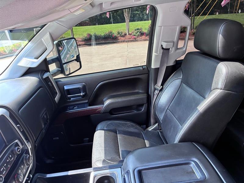 GMC Sierra 2500HD SLT Crew Cab 4WD 2015