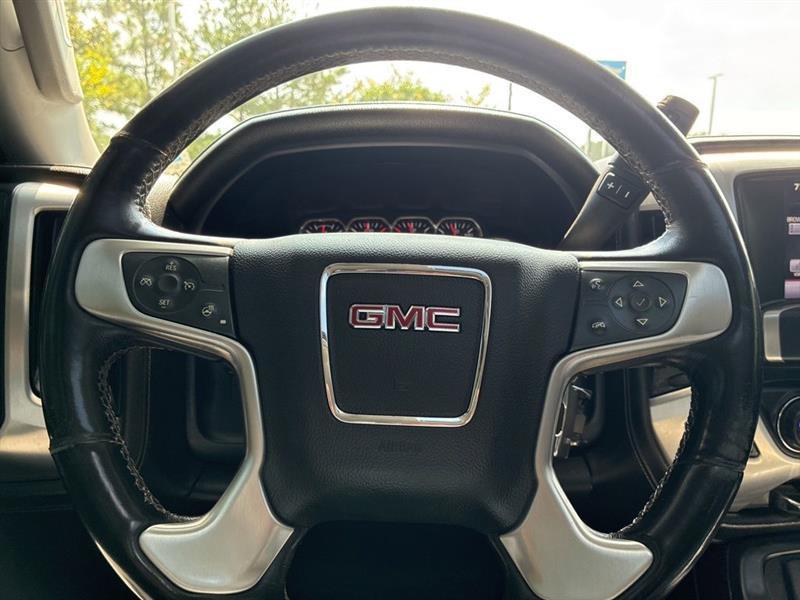 GMC Sierra 2500HD SLT Crew Cab 4WD 2015