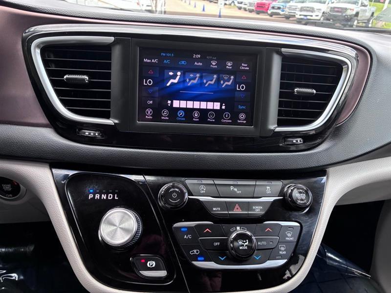 Chrysler Pacifica Touring Plus 2018