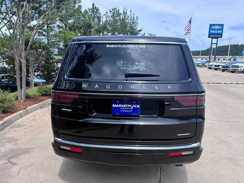 Jeep Wagoneer Series II 2024