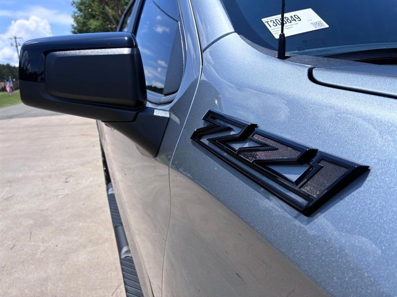 Chevrolet Silverado 1500 Trail Boss LT Crew Cab 4WD 2026
