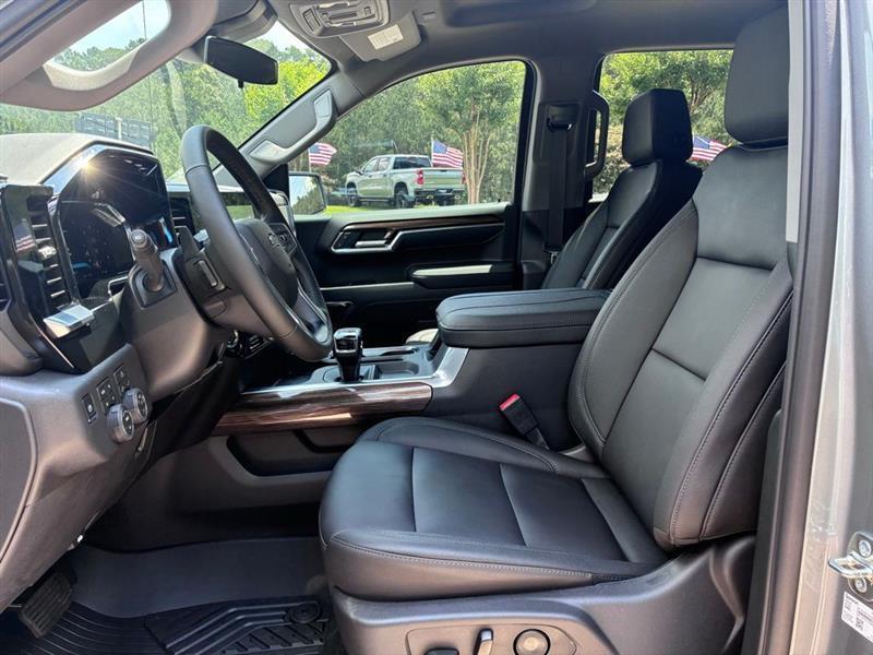Chevrolet Silverado 1500 Trail Boss LT Crew Cab 4WD 2026