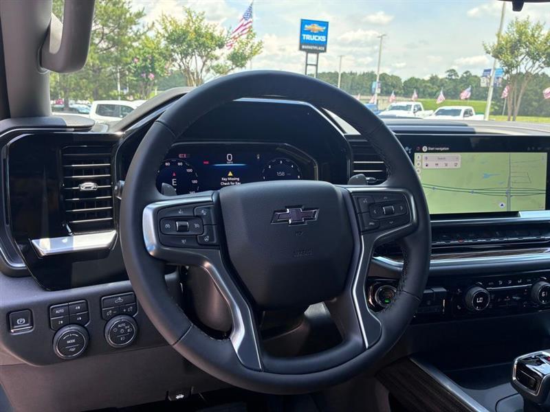 Chevrolet Silverado 1500 Trail Boss LT Crew Cab 4WD 2026