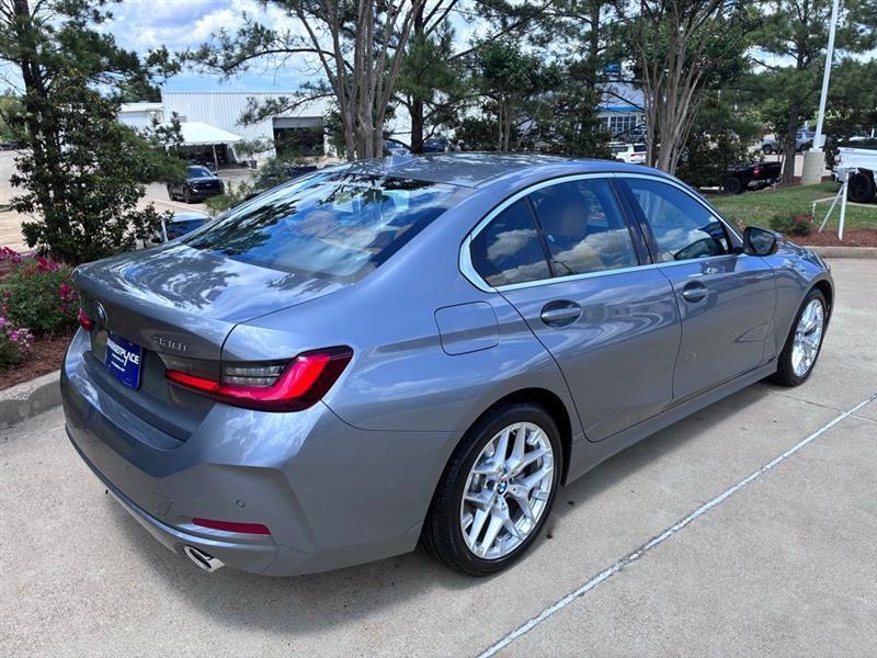 BMW 3-Series 330i 2025