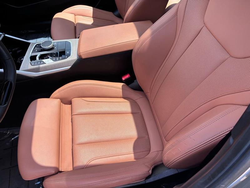 BMW 3-Series 330i 2025