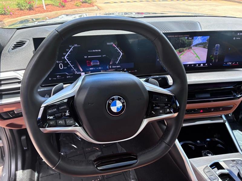 BMW 3-Series 330i 2025