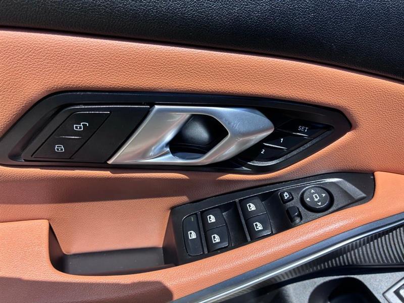 BMW 3-Series 330i 2025