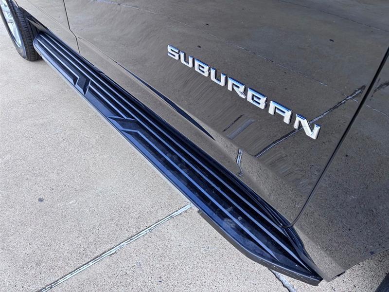 Chevrolet Suburban LT 2WD 2024