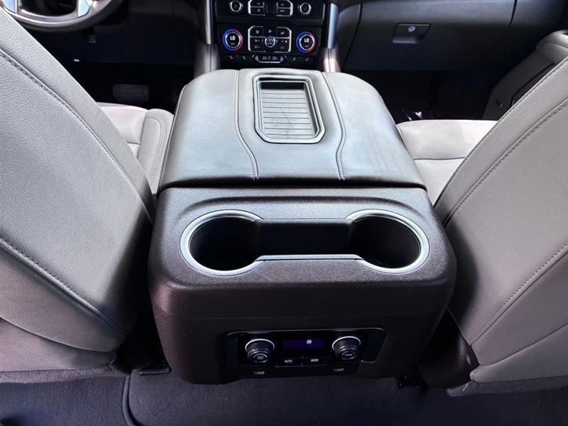 Chevrolet Suburban LT 2WD 2024