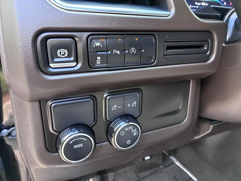 Chevrolet Suburban LT 2WD 2024