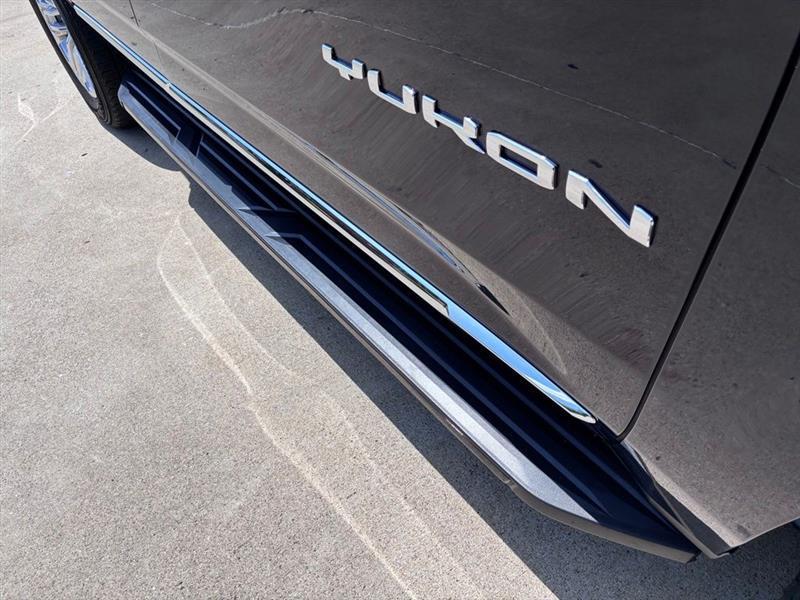 GMC Yukon SLT 2WD 2024