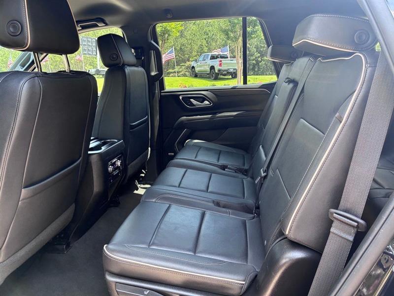 GMC Yukon SLT 2WD 2024