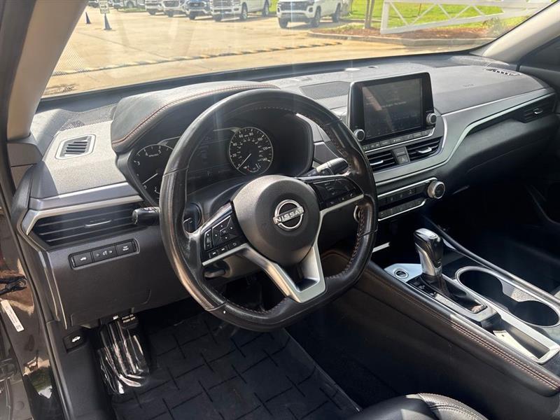 Nissan Altima 2.5 SR 2024