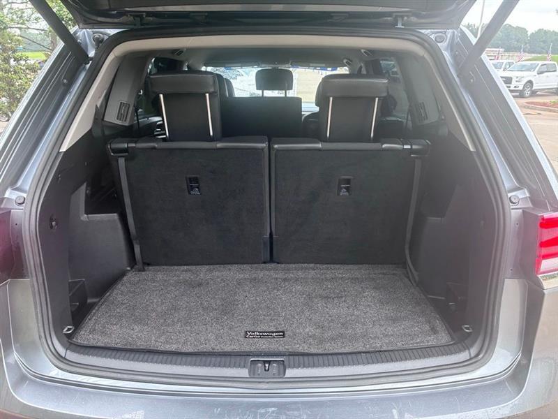 Volkswagen Atlas SE 2021