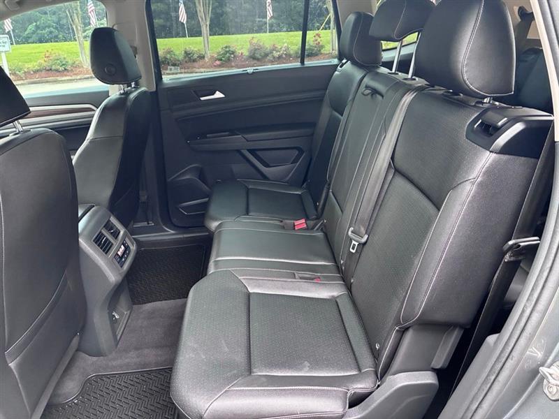 Volkswagen Atlas SE 2021
