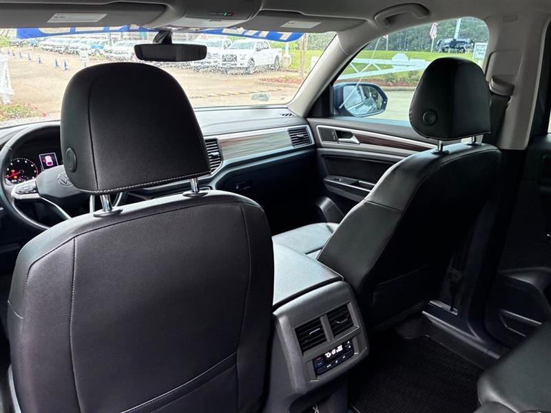 Volkswagen Atlas SE 2021