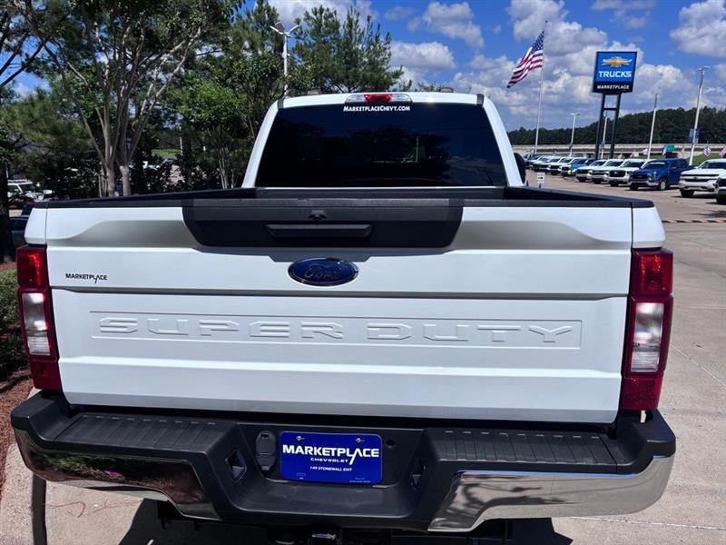 Ford F-250 SD XLT Crew Cab 4WD 2022