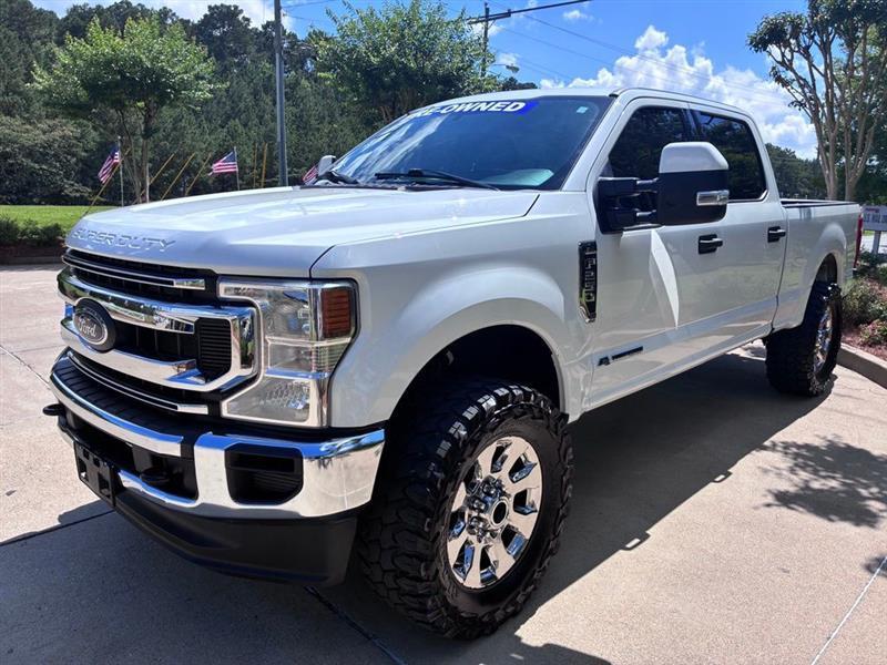 Ford F-250 SD XLT Crew Cab 4WD 2022
