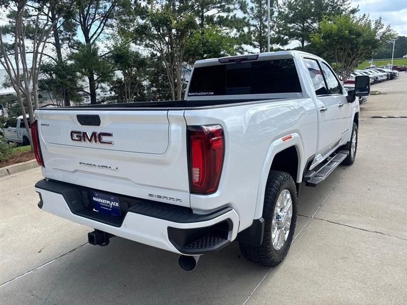 GMC Sierra 2500HD Denali Crew Cab 4WD SB 2022