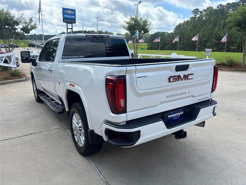 GMC Sierra 2500HD Denali Crew Cab 4WD SB 2022