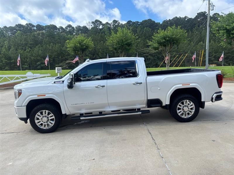 GMC Sierra 2500HD Denali Crew Cab 4WD SB 2022