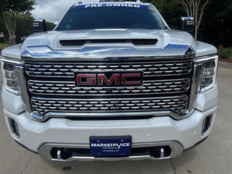 GMC Sierra 2500HD Denali Crew Cab 4WD SB 2022