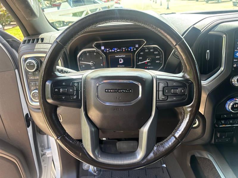 GMC Sierra 2500HD Denali Crew Cab 4WD SB 2022