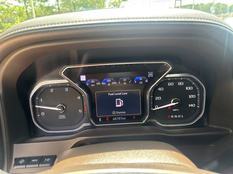 GMC Sierra 2500HD Denali Crew Cab 4WD SB 2022