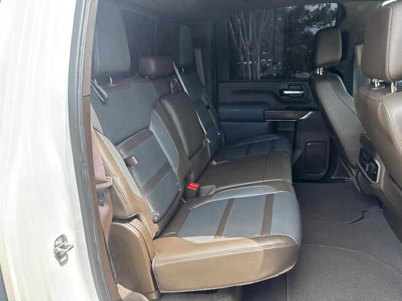 GMC Sierra 2500HD Denali Crew Cab 4WD SB 2022