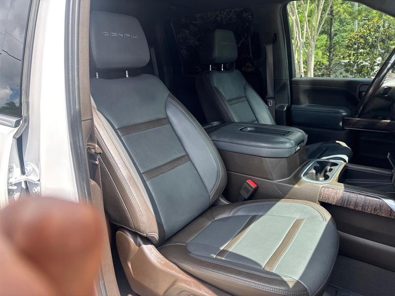 GMC Sierra 2500HD Denali Crew Cab 4WD SB 2022