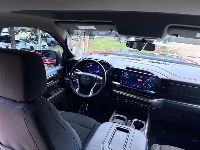 Chevrolet Silverado 1500 High Country Crew Cab 4WD 2024