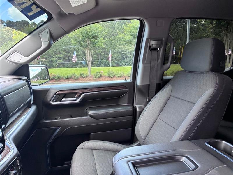 Chevrolet Silverado 1500 High Country Crew Cab 4WD 2024