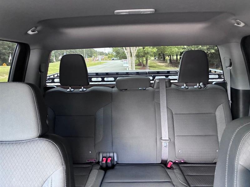 Chevrolet Silverado 1500 High Country Crew Cab 4WD 2024