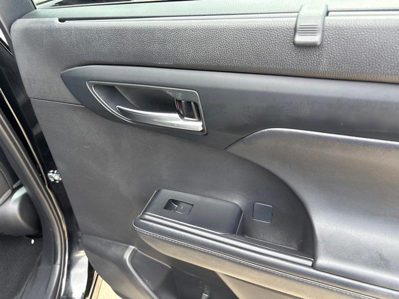 Toyota Highlander XLE FWD V6 2022