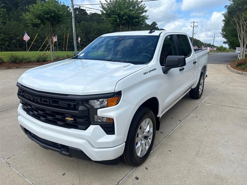 Chevrolet Silverado 1500 Custom Crew Cab 2WD 2026