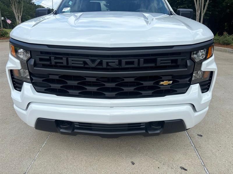Chevrolet Silverado 1500 Custom Crew Cab 2WD 2026