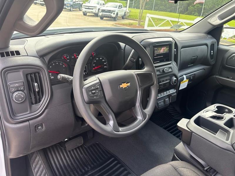 Chevrolet Silverado 1500 Custom Crew Cab 2WD 2026