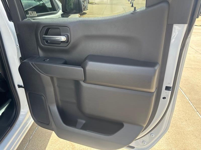 Chevrolet Silverado 1500 Custom Crew Cab 2WD 2026