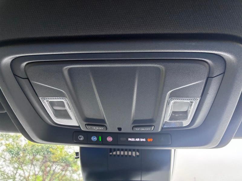 GMC Sierra 1500 AT4 Crew Cab 4WD 2025