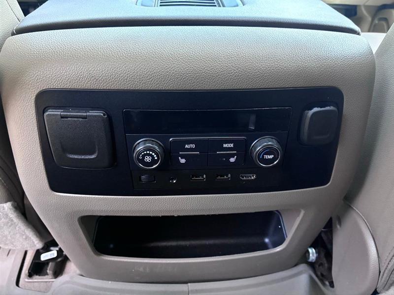 Chevrolet Suburban Premier 2WD 2020