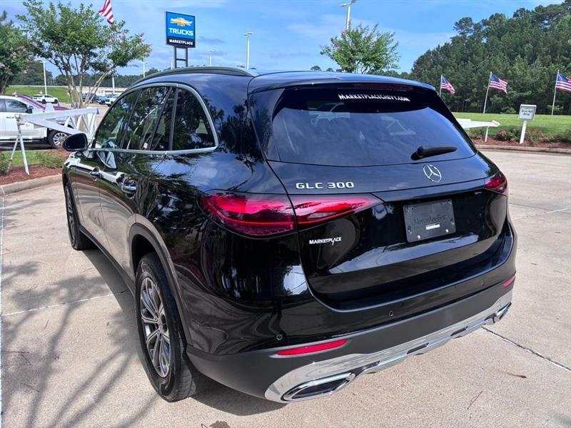 Mercedes-Benz GLC-Class GLC300 2024