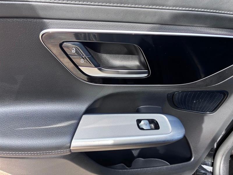 Mercedes-Benz GLC-Class GLC300 2024