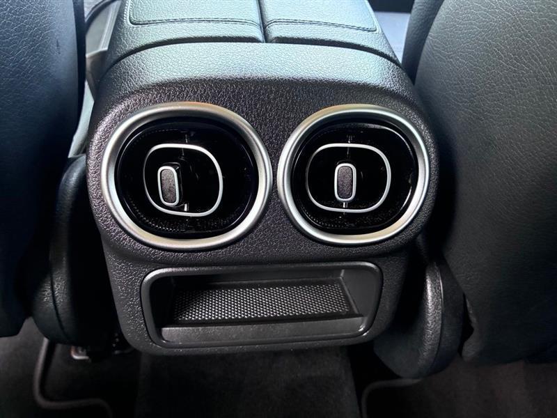 Mercedes-Benz GLC-Class GLC300 2024