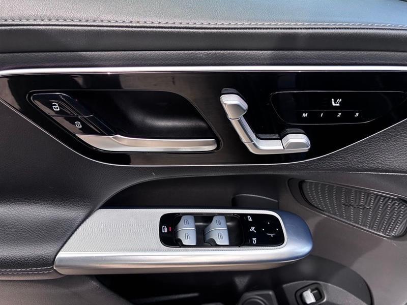 Mercedes-Benz GLC-Class GLC300 2024