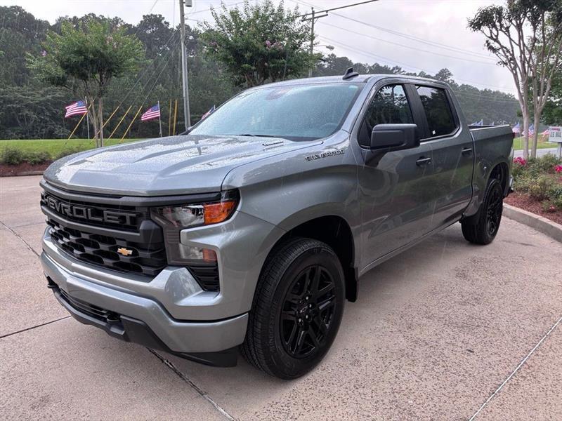 Chevrolet Silverado 1500 Custom Crew Cab 2WD 2026